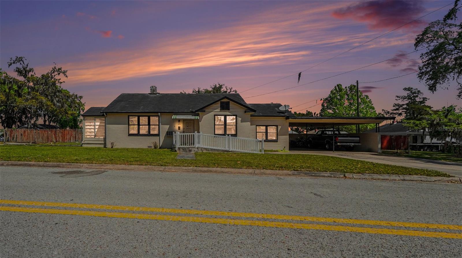 Single Family Residence in OCALA, FL - Daniel Dourado