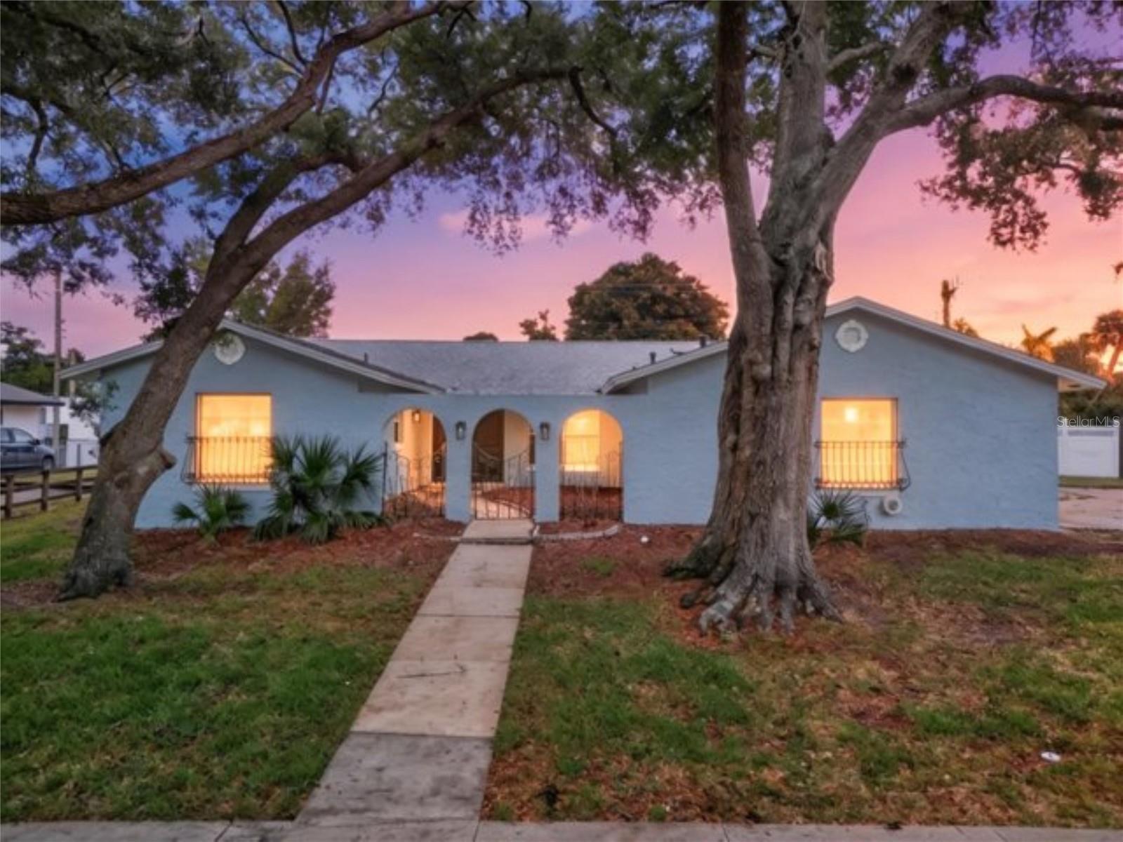 Single Family Residence in TITUSVILLE, FL - Daniel Dourado