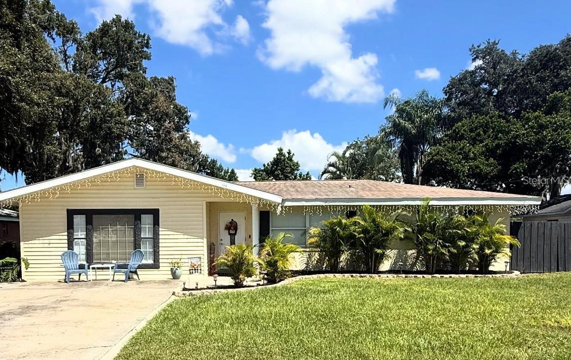 Single Family Residence em WINTER HAVEN, FL - Daniel Dourado