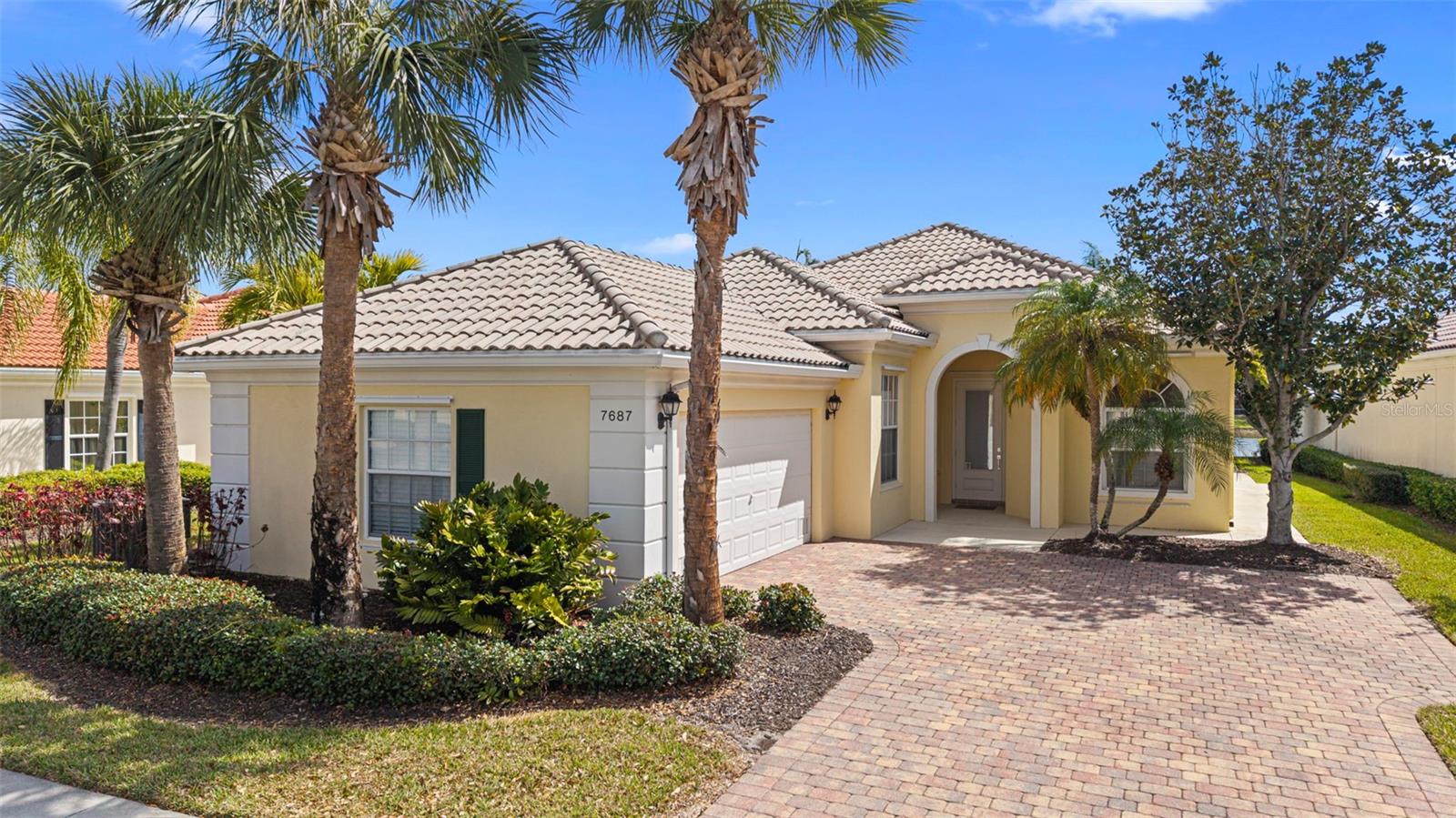 Single Family Residence em SARASOTA, FL - Daniel Dourado