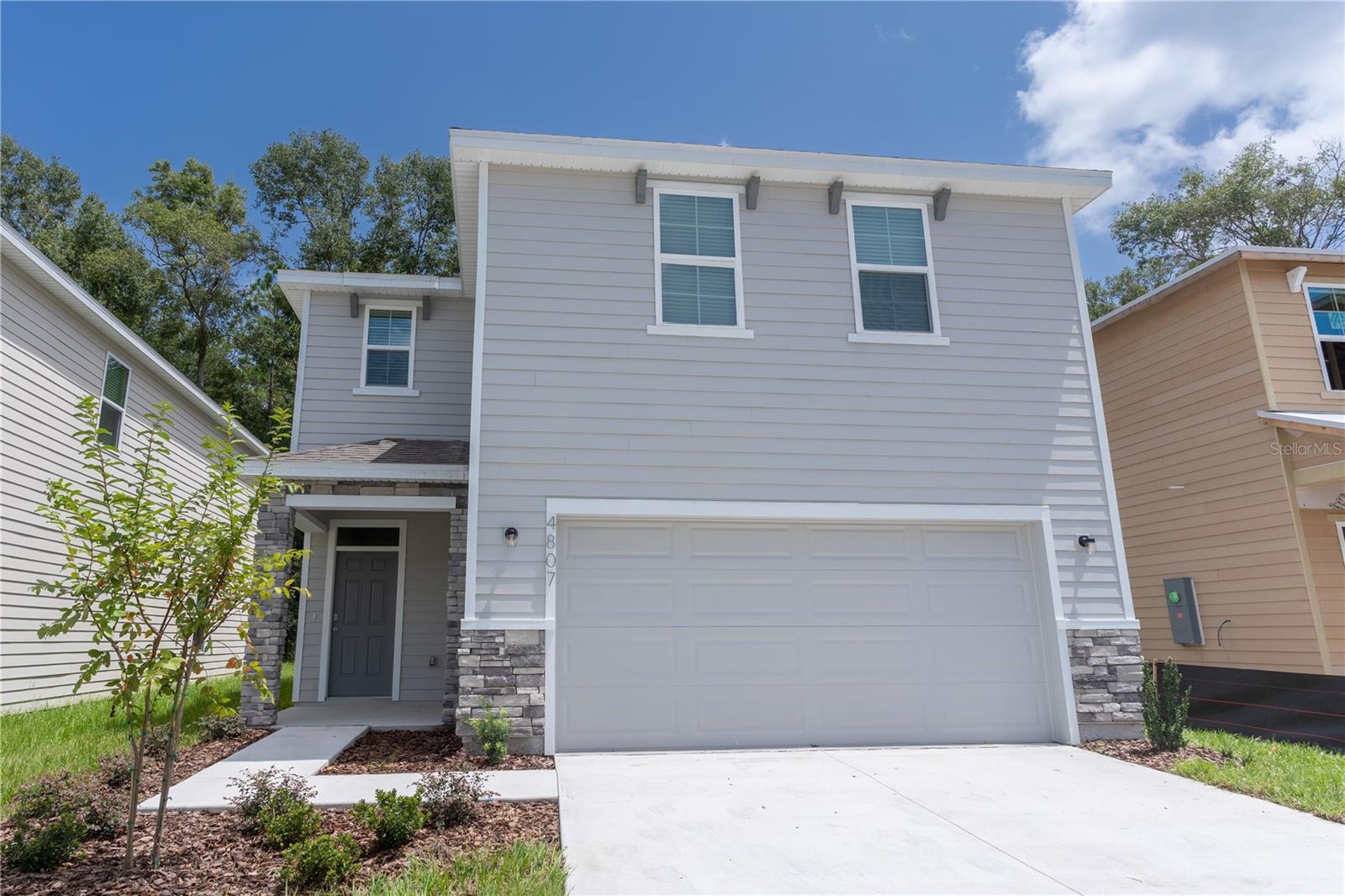 Single Family Residence in GAINESVILLE, FL - Daniel Dourado