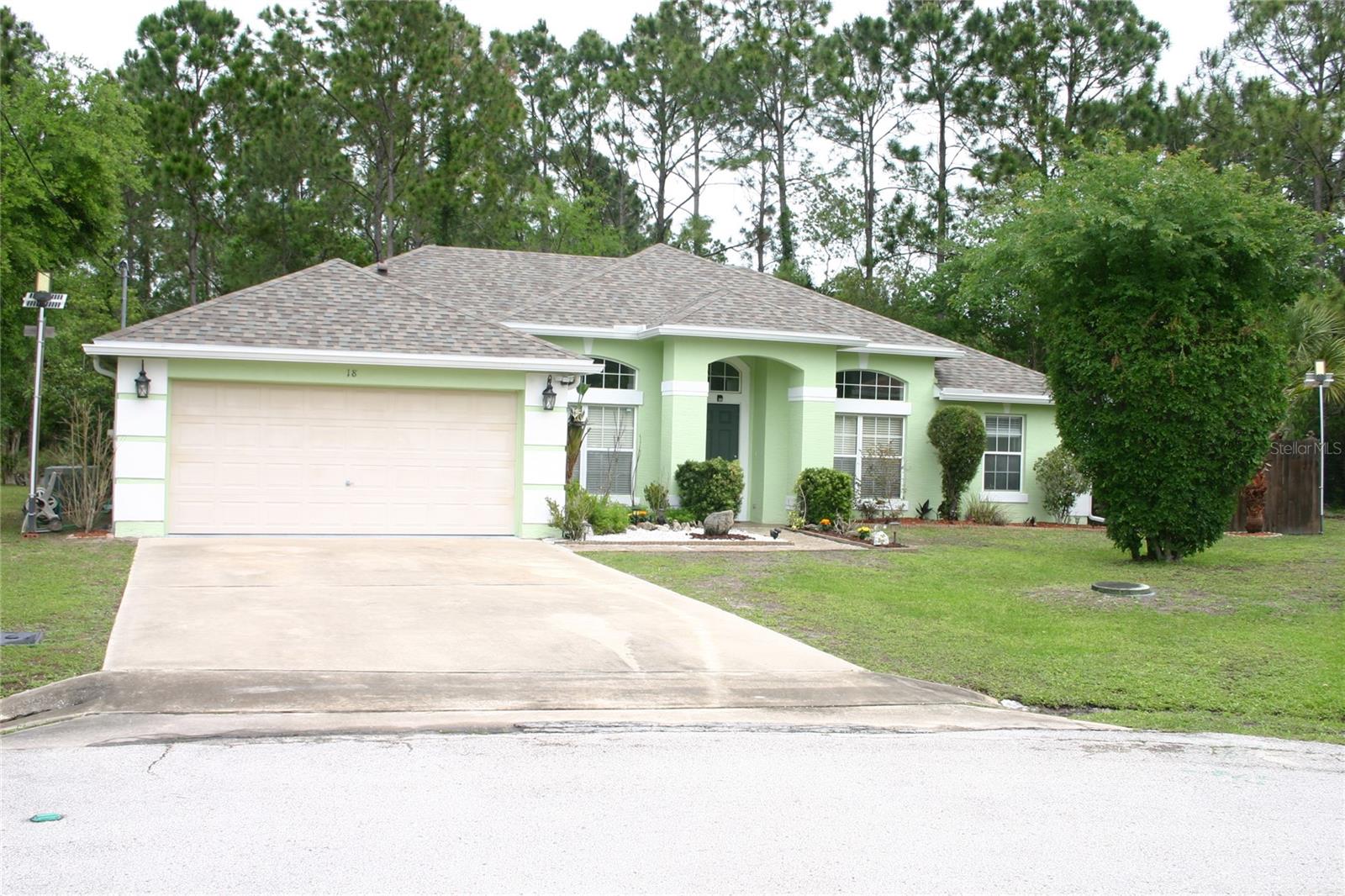 Single Family Residence in PALM COAST, FL - Daniel Dourado