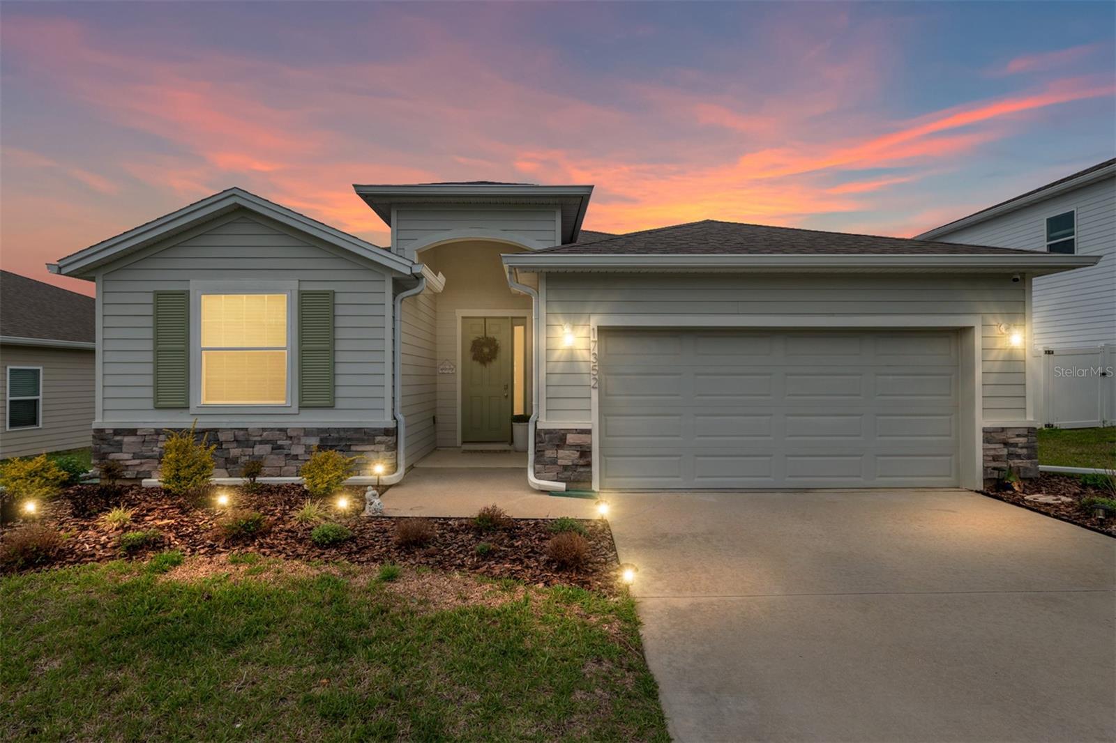 Single Family Residence em ALACHUA, FL - Daniel Dourado