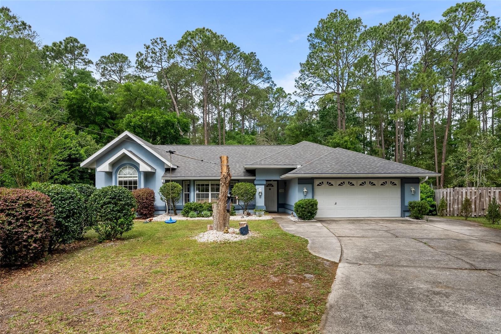 Single Family Residence in GAINESVILLE, FL - Daniel Dourado