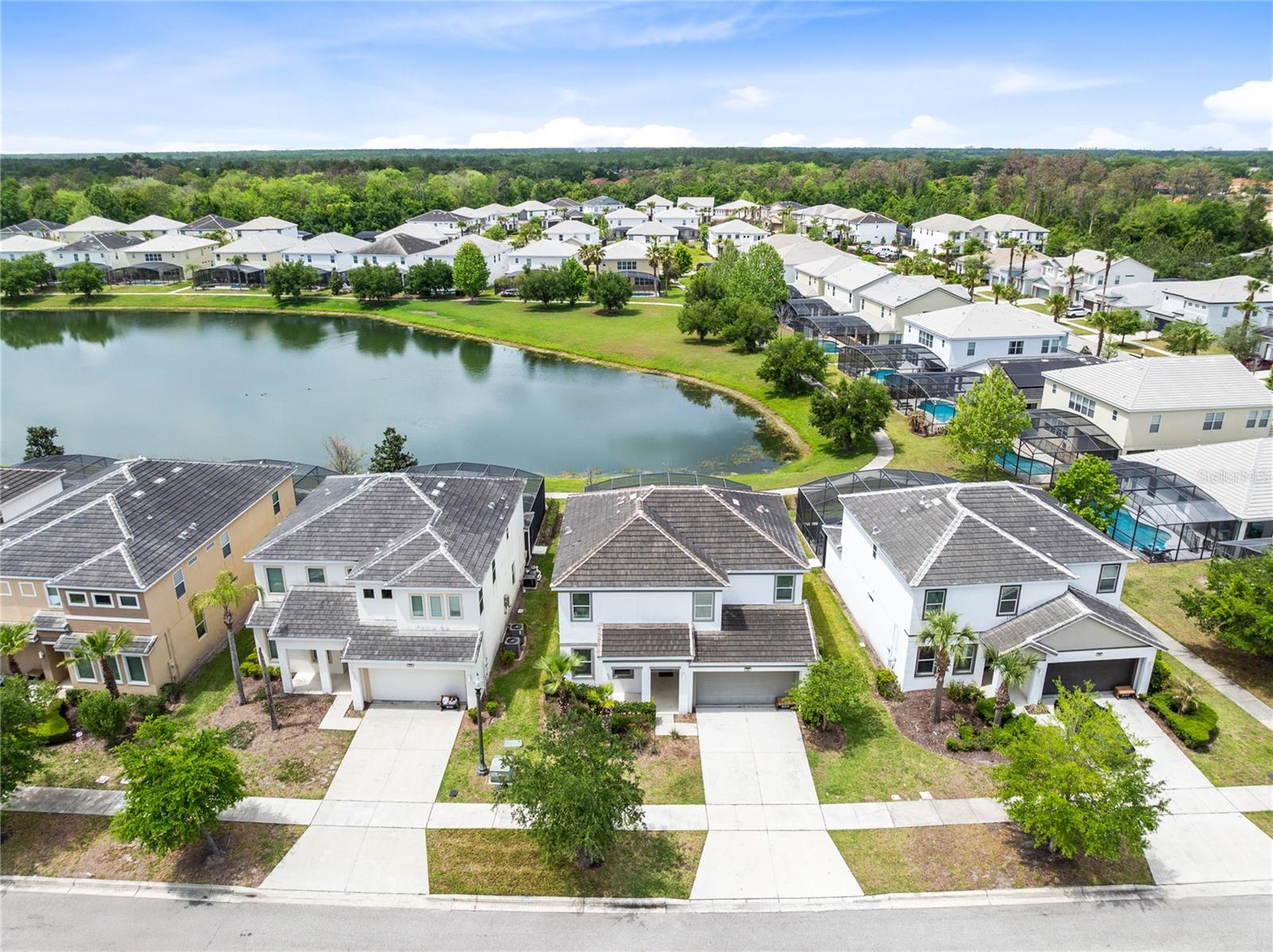 Single Family Residence in KISSIMMEE, FL - Daniel Dourado