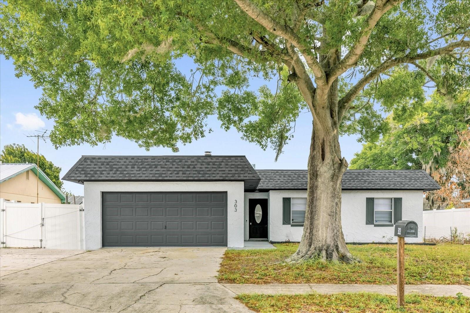 Single Family Residence em WINTER HAVEN, FL - Daniel Dourado