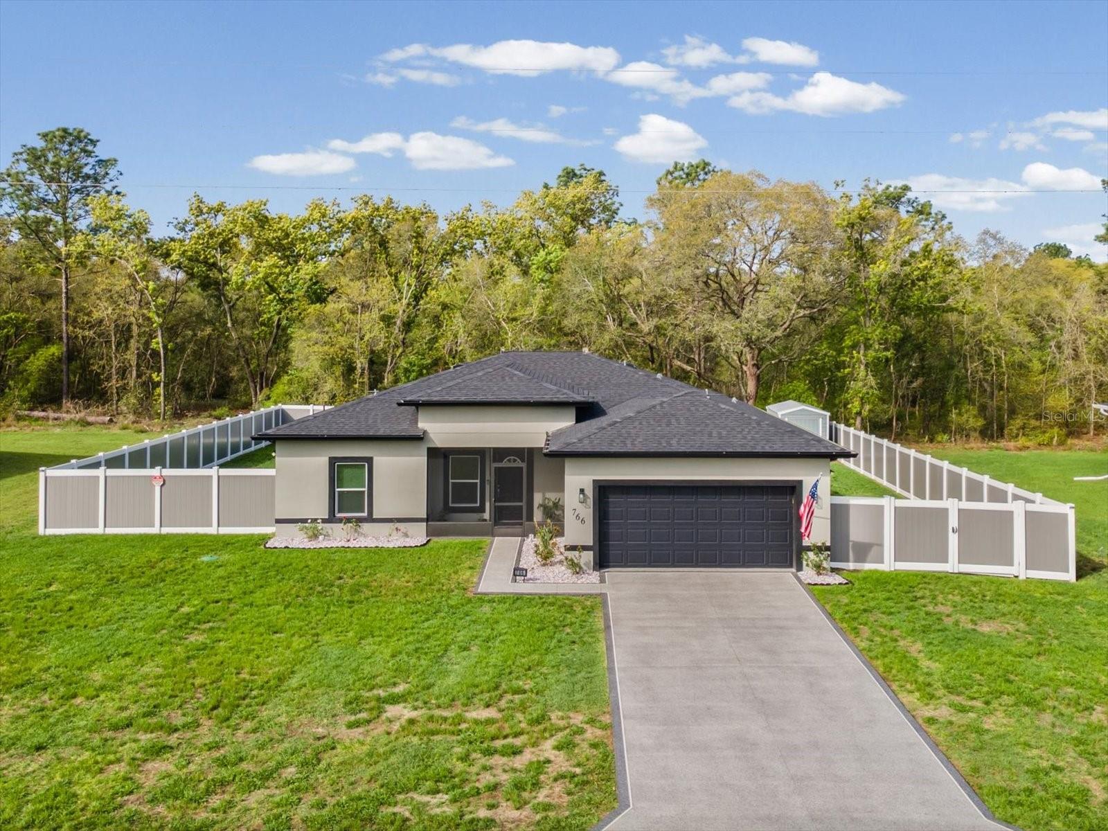 Single Family Residence in OCALA, FL - Daniel Dourado