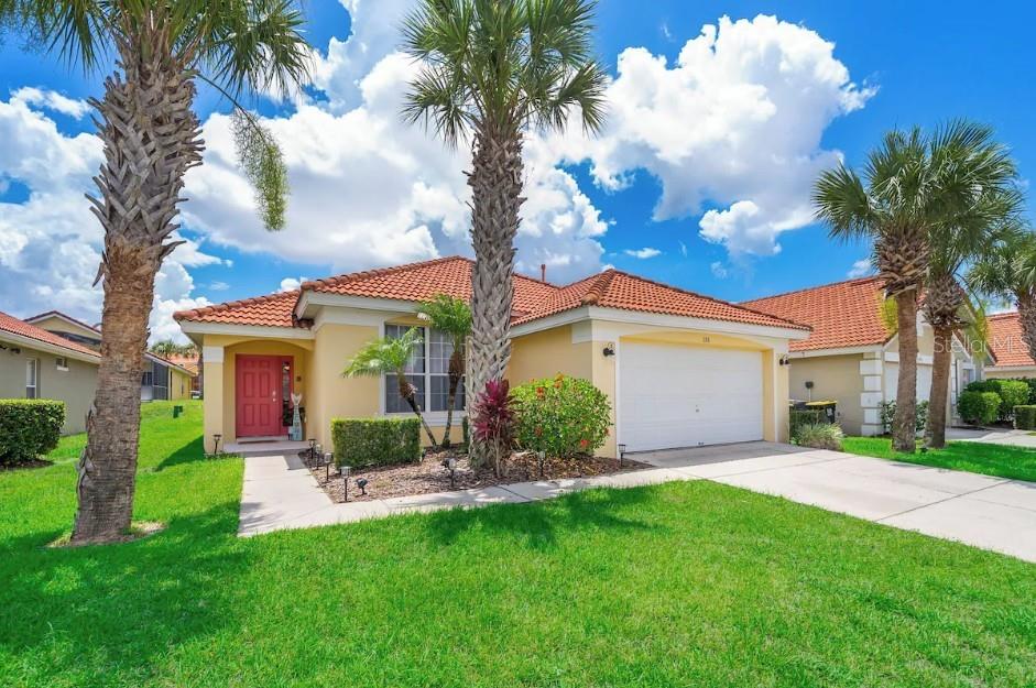 Single Family Residence in DAVENPORT, FL - Daniel Dourado