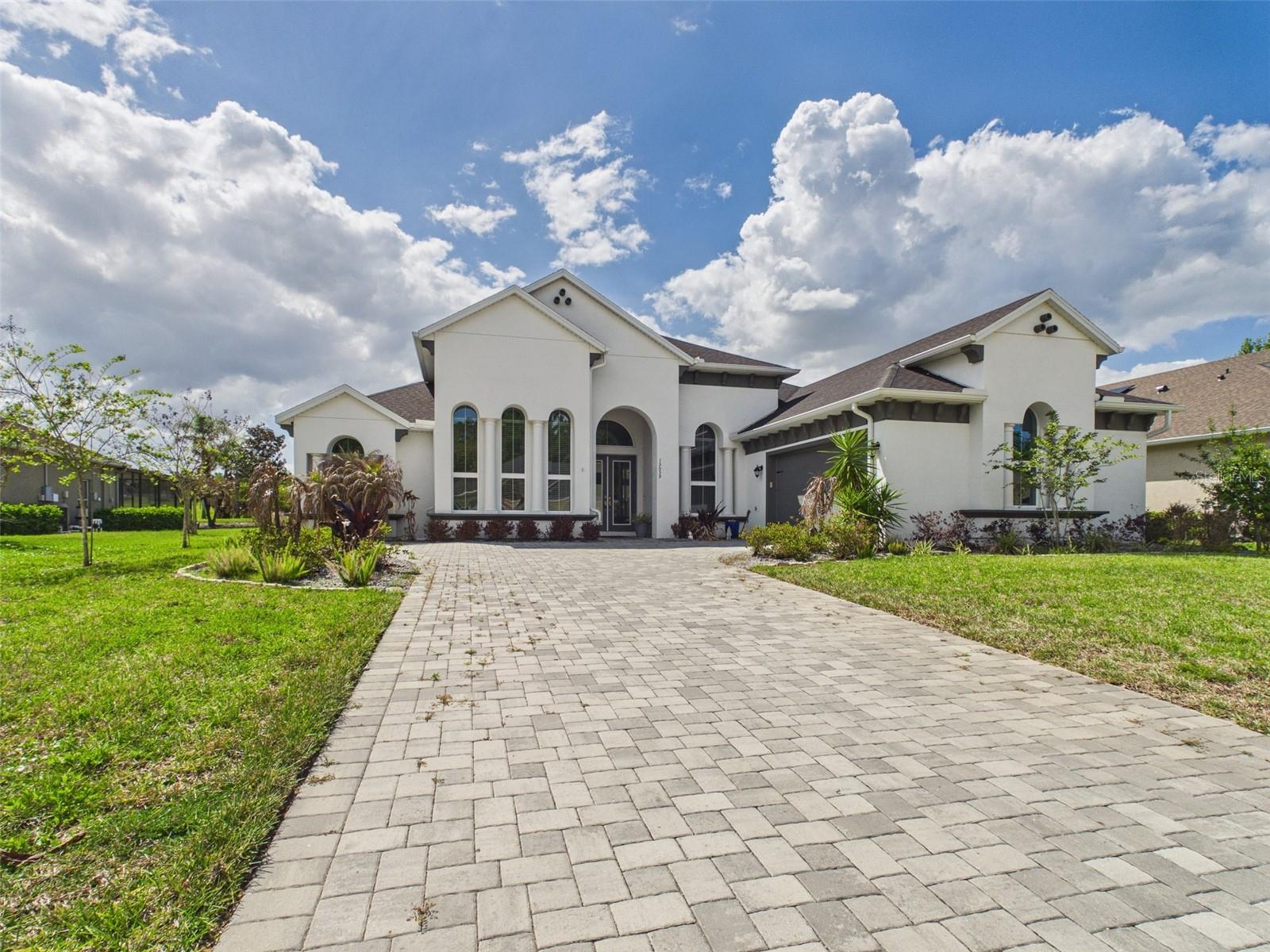 Single Family Residence in DADE CITY, FL - Daniel Dourado