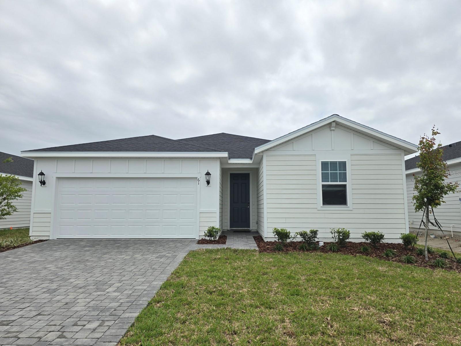 Single Family Residence in PALM COAST, FL - Daniel Dourado