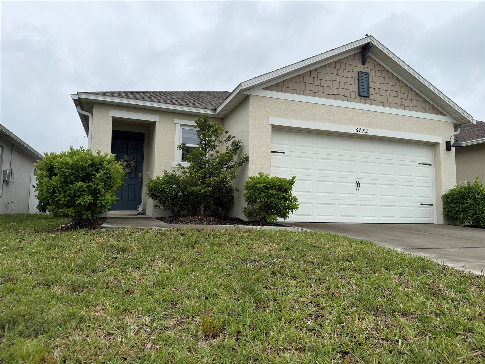 Single Family Residence em ST CLOUD, FL - Daniel Dourado