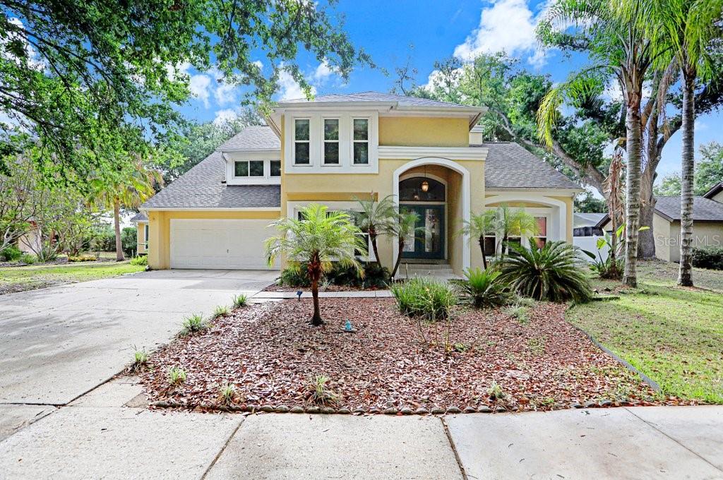 Single Family Residence in TAMPA, FL - Daniel Dourado
