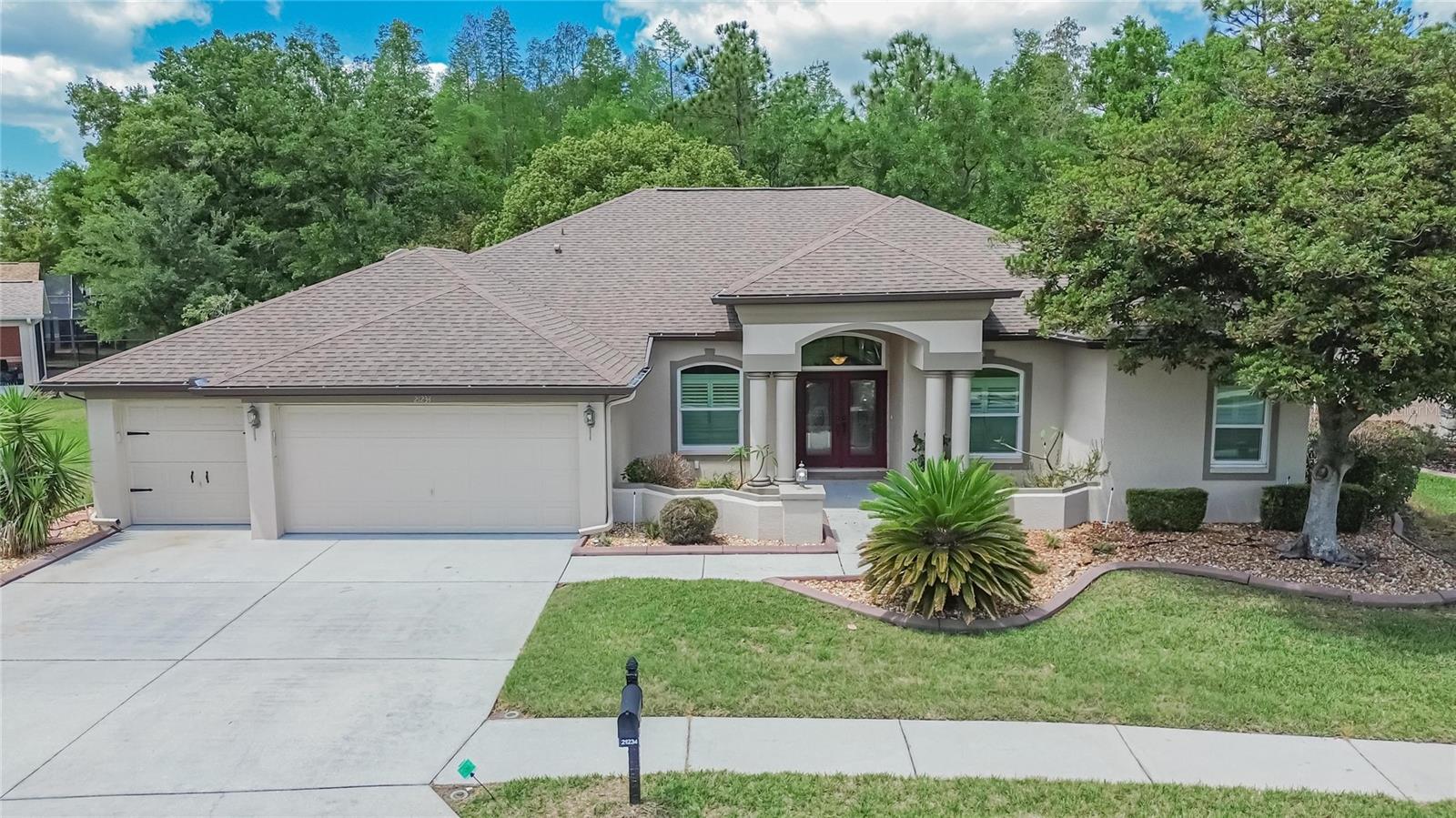 Single Family Residence em LAND O LAKES, FL - Daniel Dourado