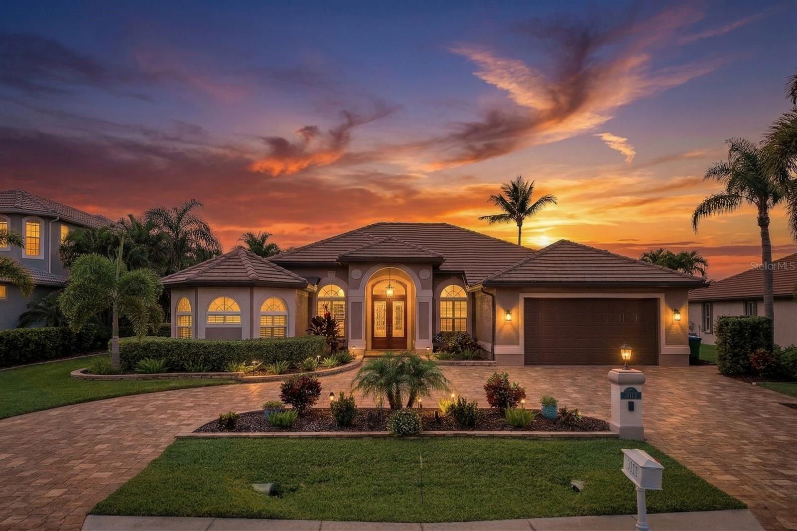 Single Family Residence em CAPE CORAL, FL - Daniel Dourado