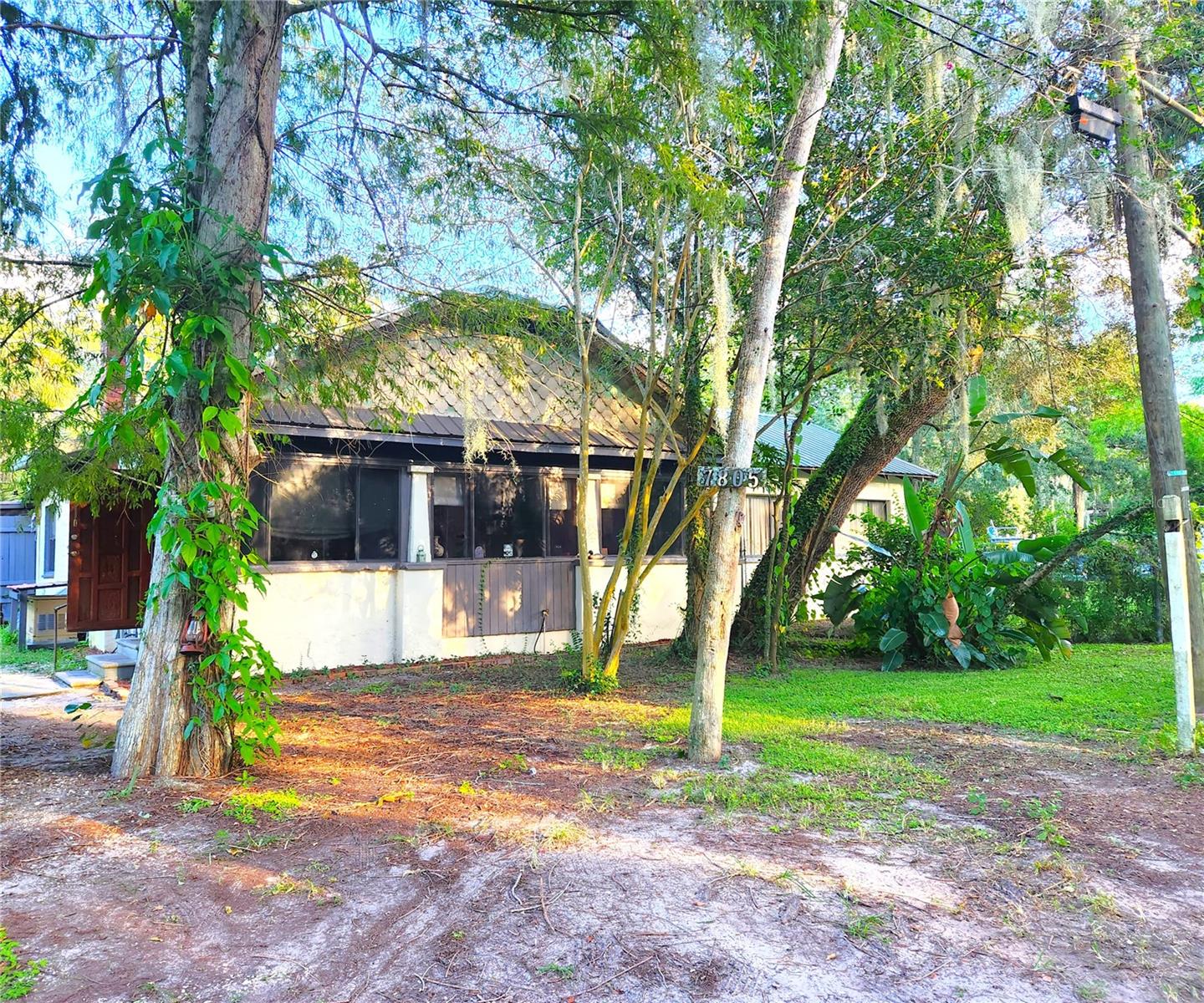 Single Family Residence in TAMPA, FL - Daniel Dourado