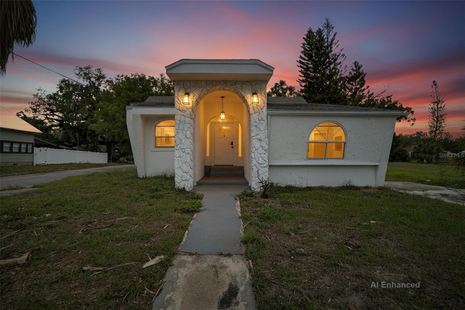 Single Family Residence in MULBERRY, FL - Daniel Dourado