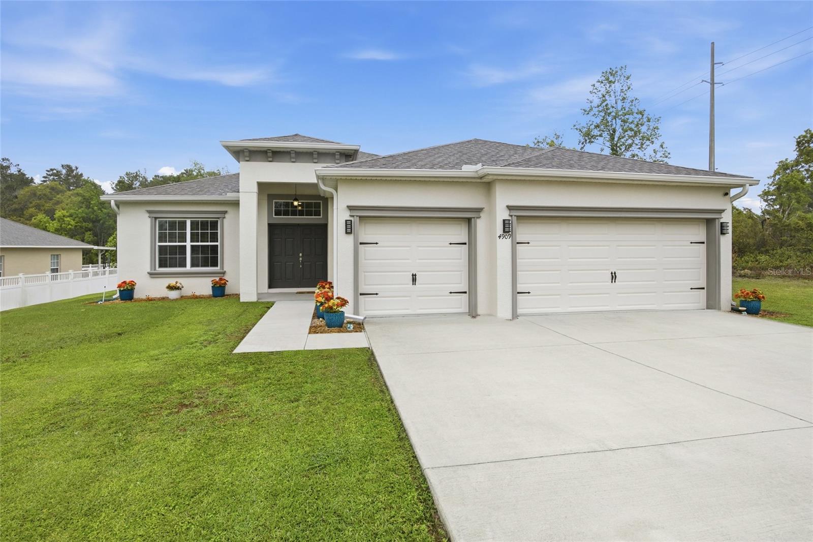 Single Family Residence in OCALA, FL - Daniel Dourado