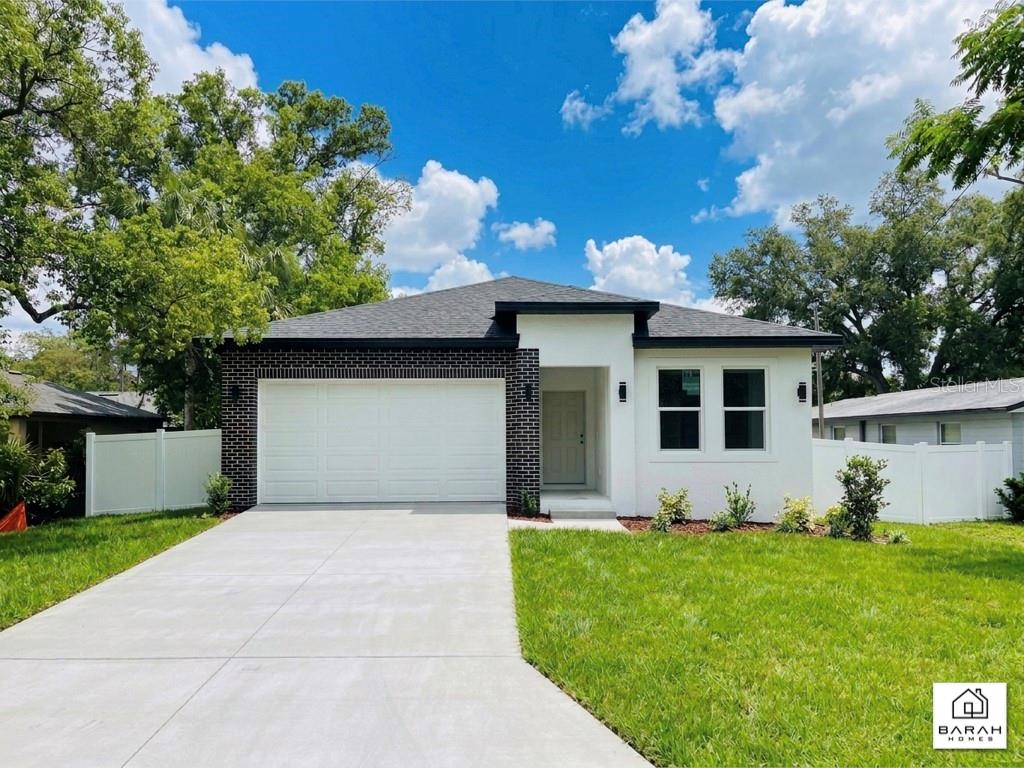 Single Family Residence in TAMPA, FL - Daniel Dourado