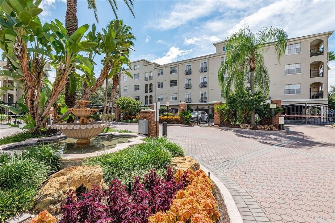 Condominium in TAMPA, FL - Daniel Dourado