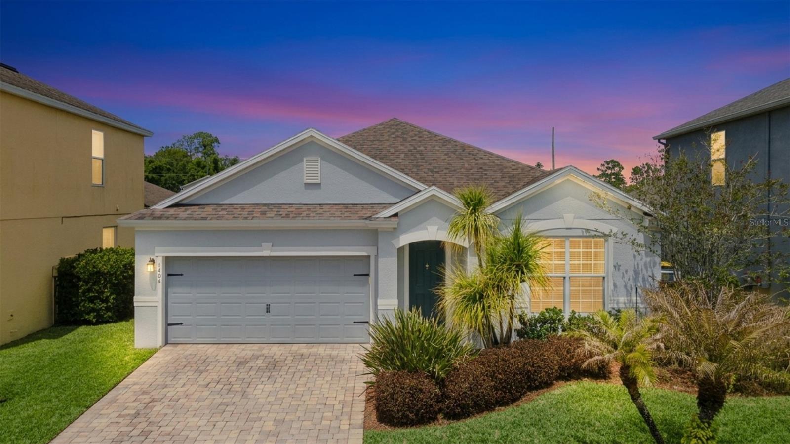 Single Family Residence in DAVENPORT, FL - Daniel Dourado