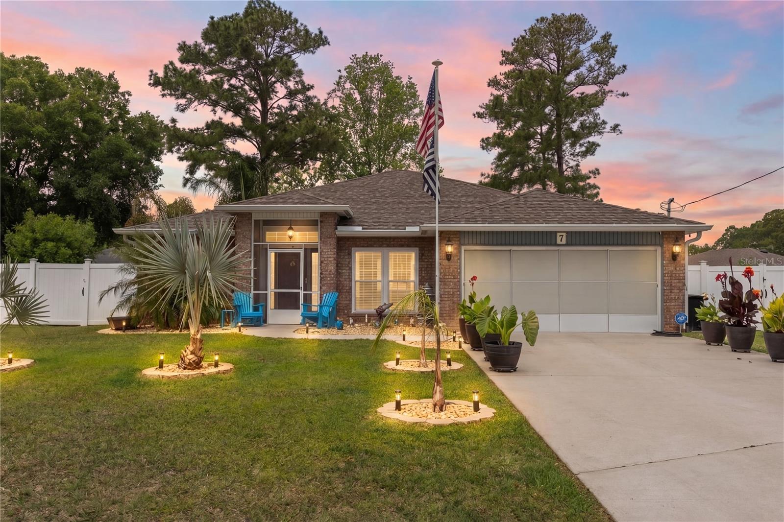 Single Family Residence in PALM COAST, FL - Daniel Dourado