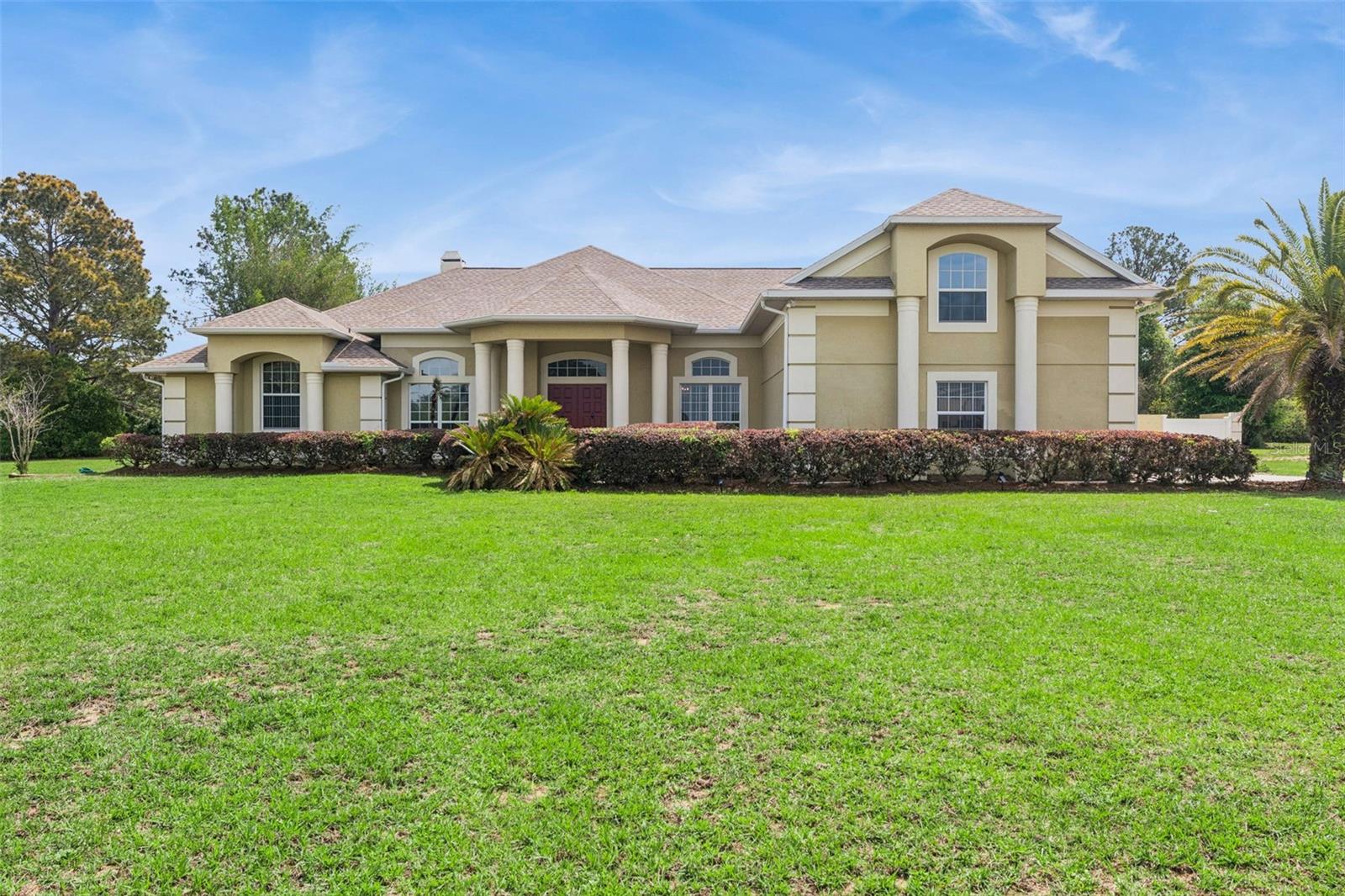 Single Family Residence in MONTVERDE, FL - Daniel Dourado