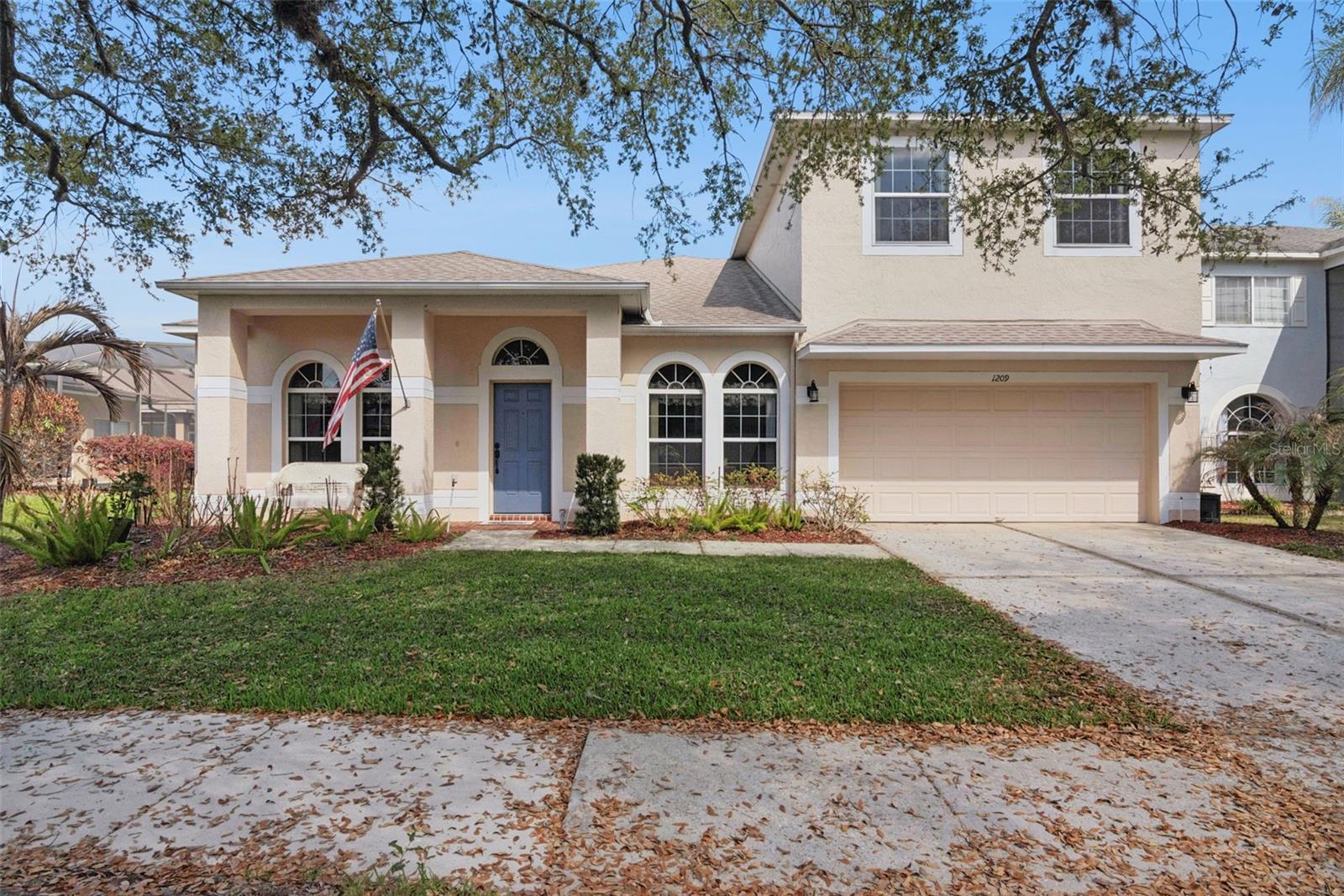 Single Family Residence in WINTER GARDEN, FL - Daniel Dourado