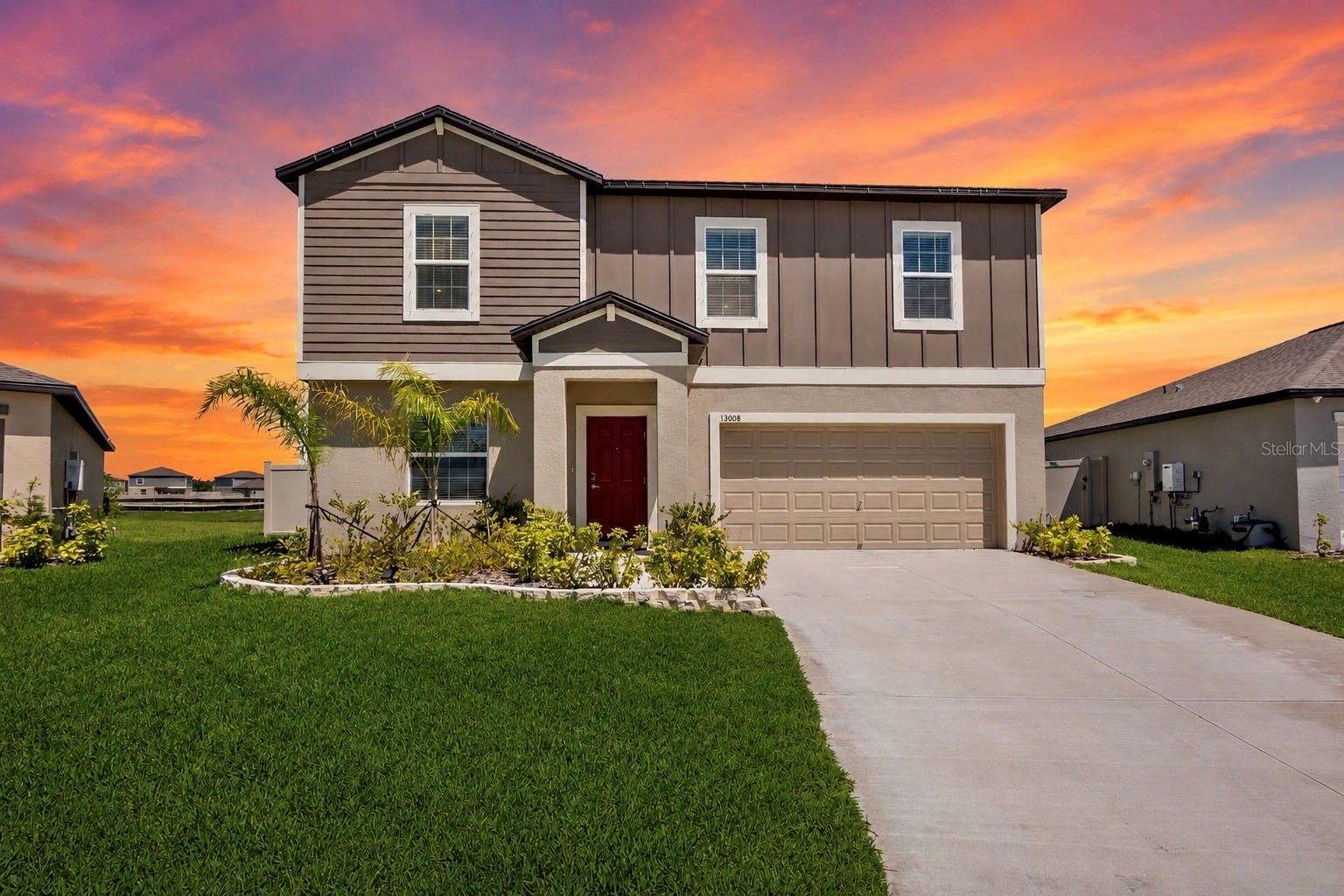 Single Family Residence in PARRISH, FL - Daniel Dourado