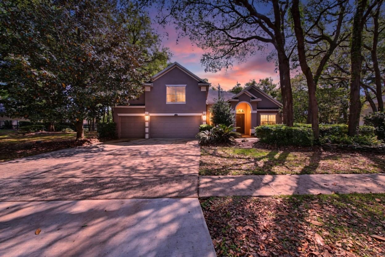 Single Family Residence in APOPKA, FL - Daniel Dourado