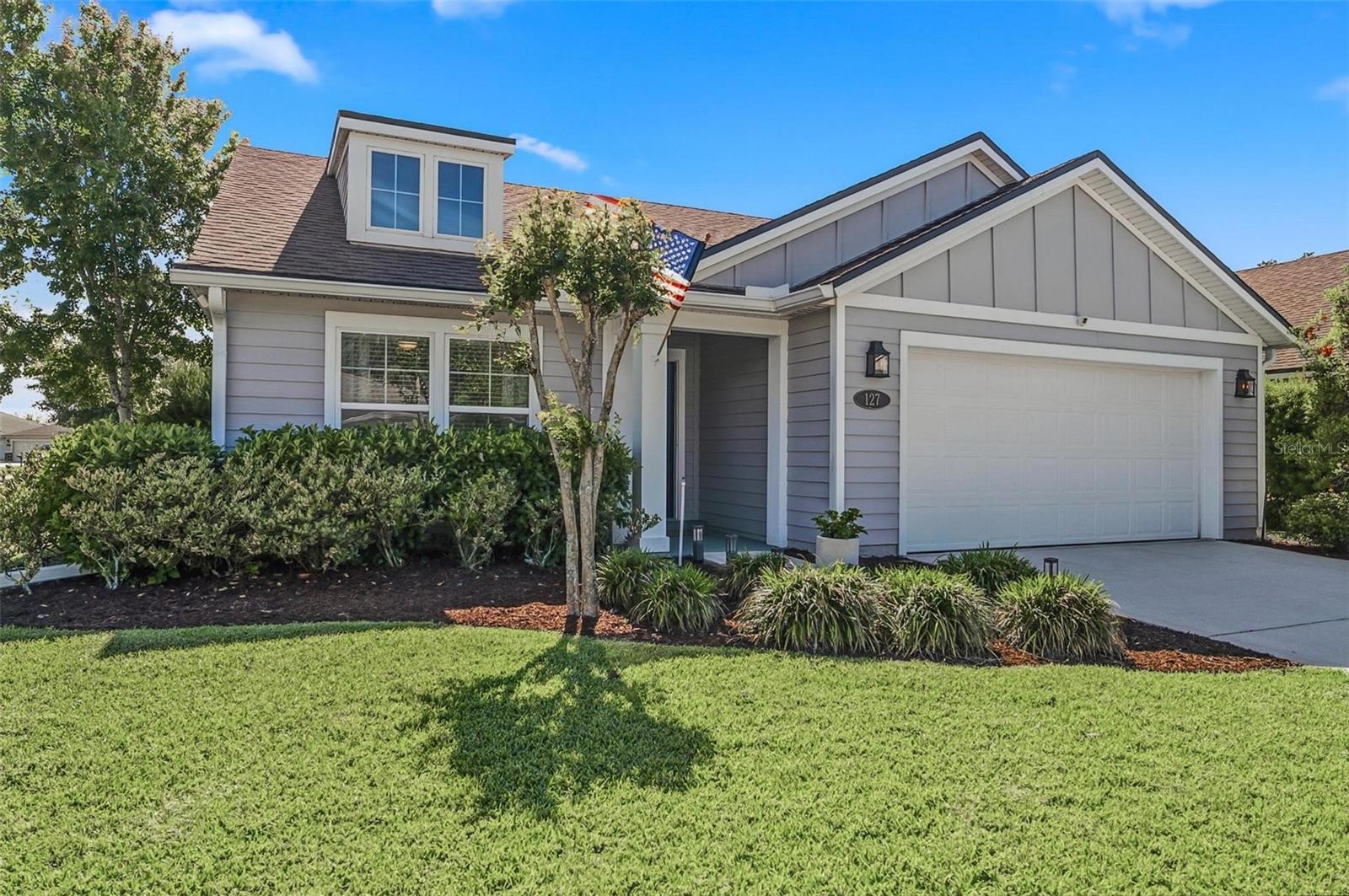 Single Family Residence in PALM COAST, FL - Daniel Dourado