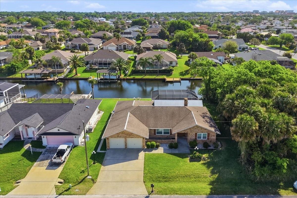Single Family Residence in PALM COAST, FL - Daniel Dourado