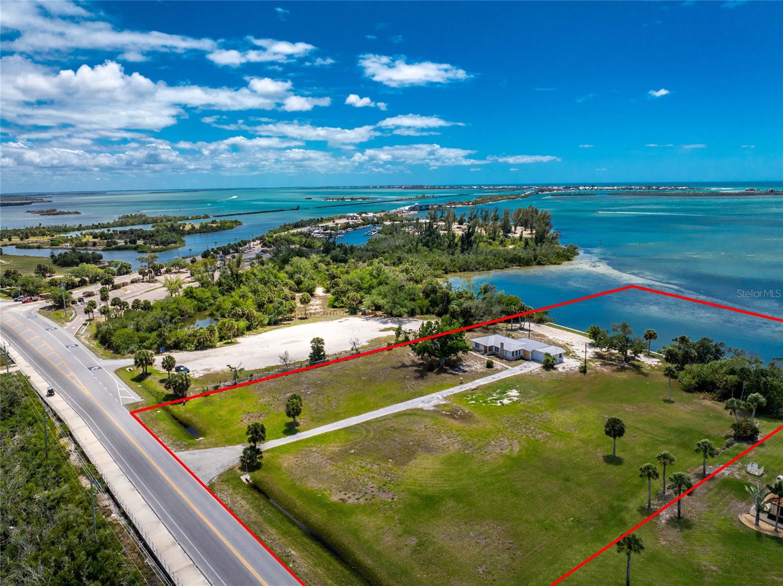 Single Family Residence in PLACIDA, FL - Daniel Dourado