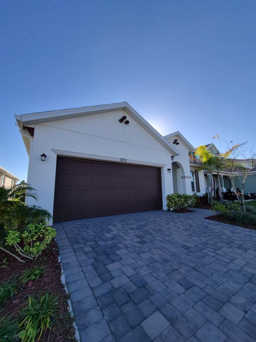 Single Family Residence in KISSIMMEE, FL - Daniel Dourado