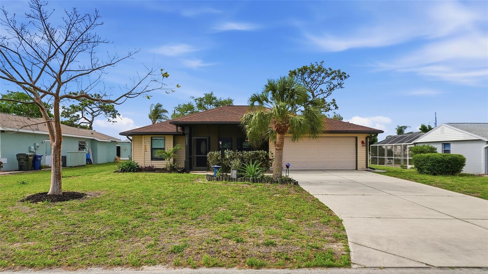 Single Family Residence in ENGLEWOOD, FL - Daniel Dourado