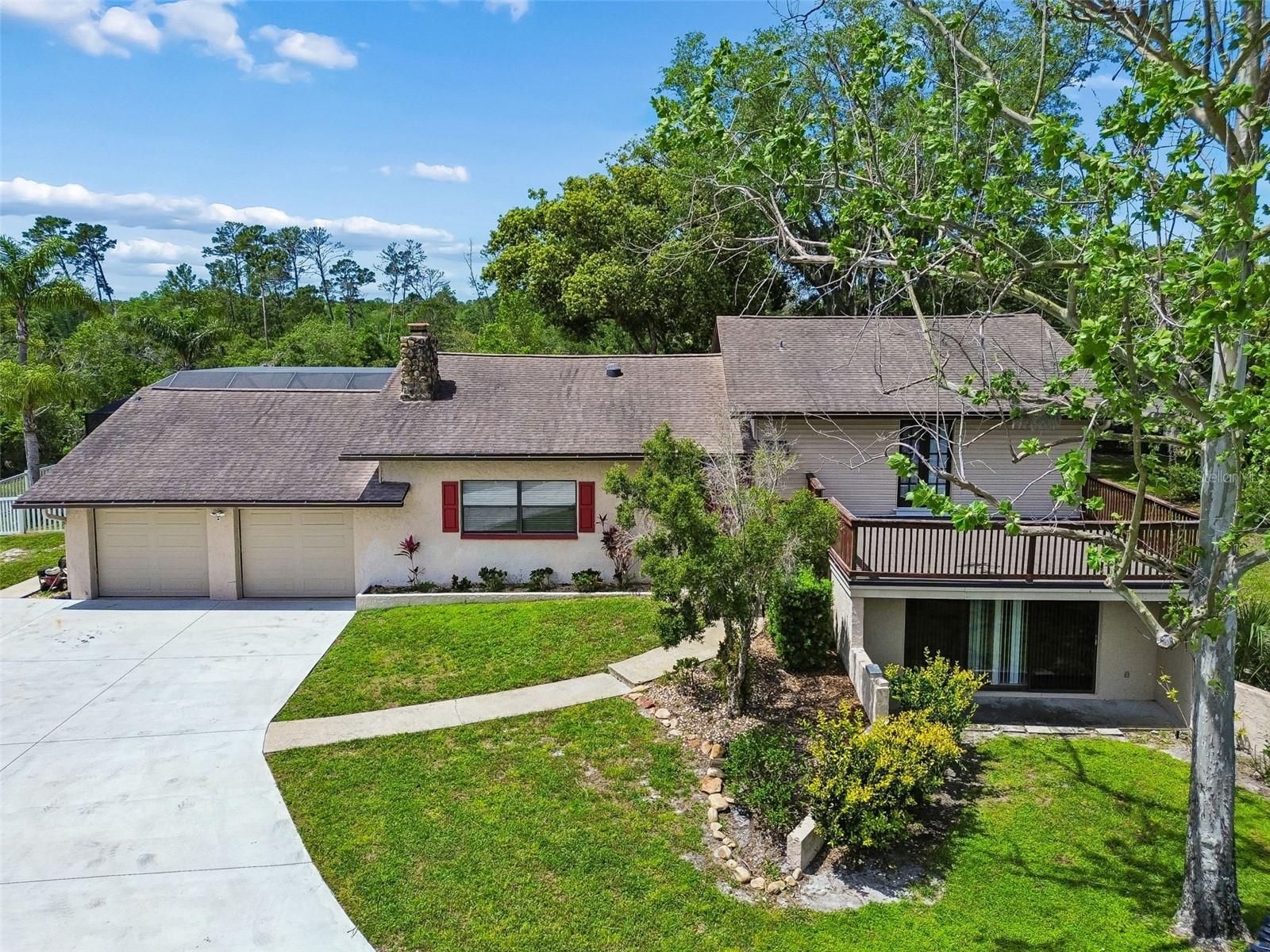 Single Family Residence in NEW PORT RICHEY, FL - Daniel Dourado