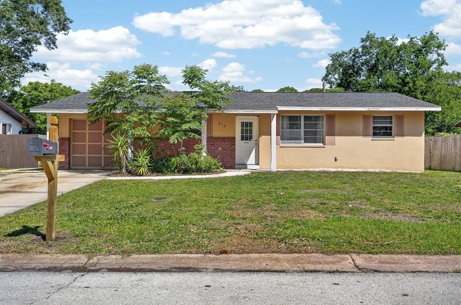 Single Family Residence em ORMOND BEACH, FL - Daniel Dourado