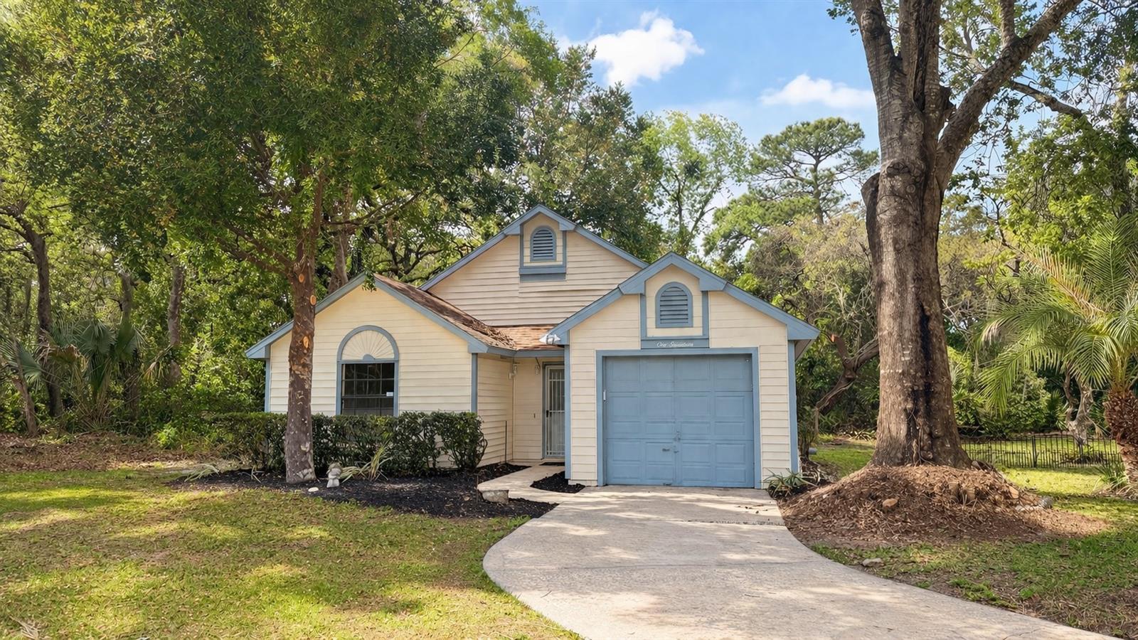 Single Family Residence in SANFORD, FL - Daniel Dourado