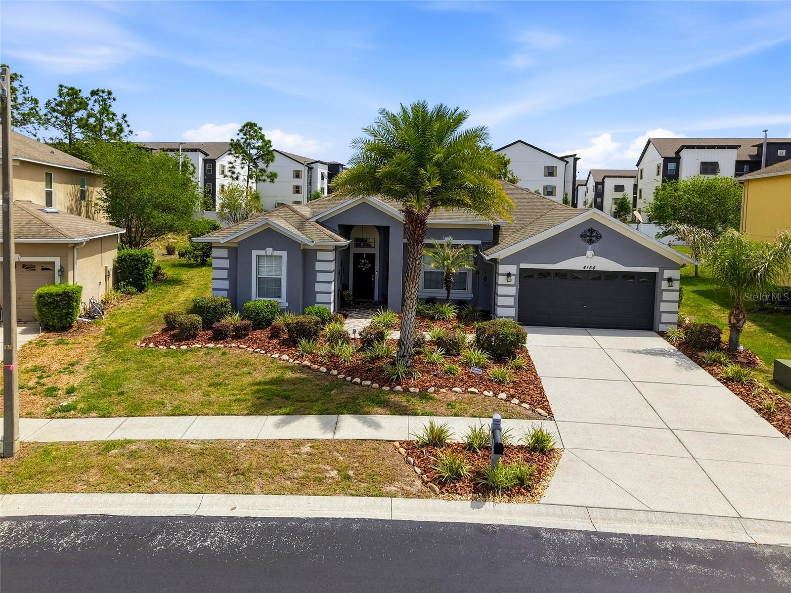 Single Family Residence em SPRING HILL, FL - Daniel Dourado