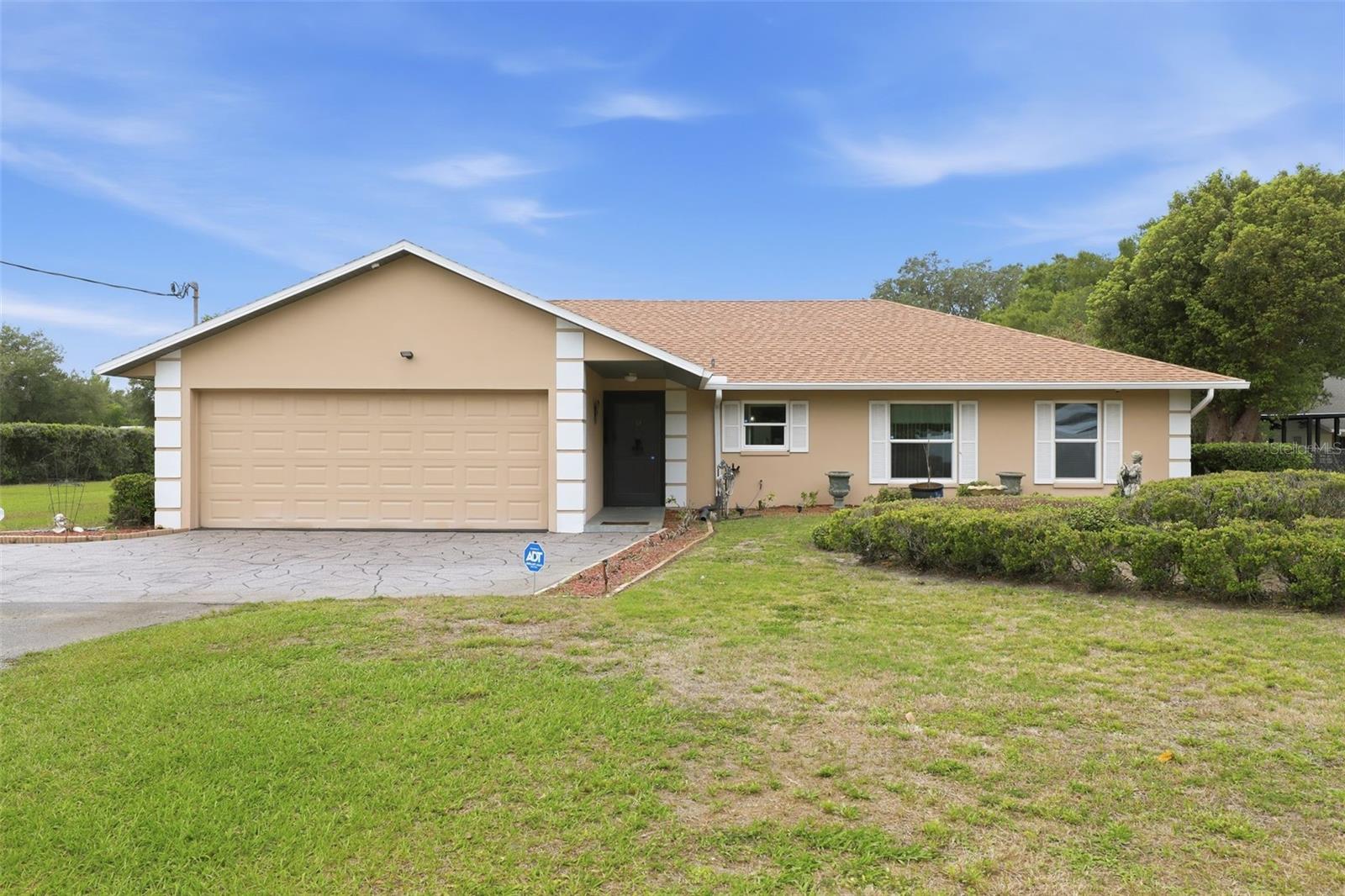 Single Family Residence em PLANT CITY, FL - Daniel Dourado