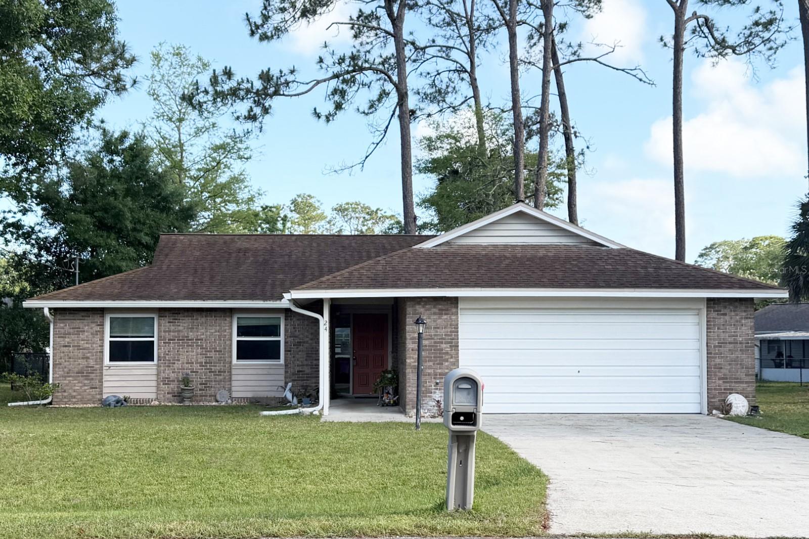 Single Family Residence in PALM COAST, FL - Daniel Dourado