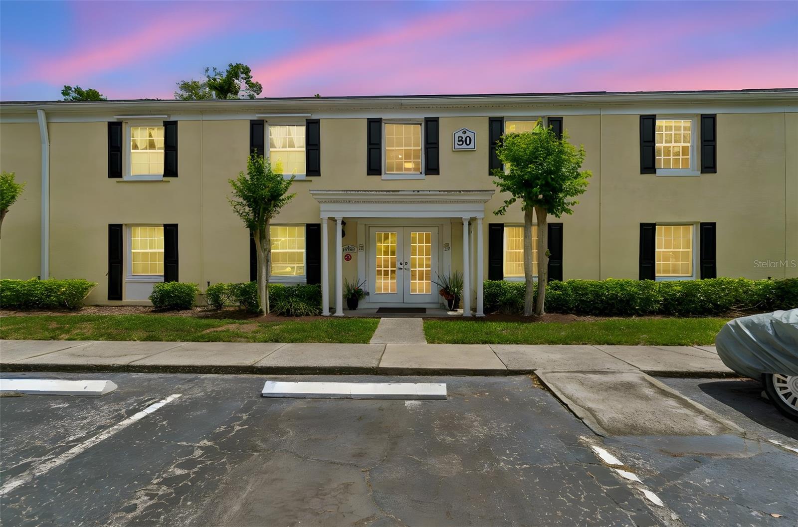 Condominium in TAMPA, FL - Daniel Dourado