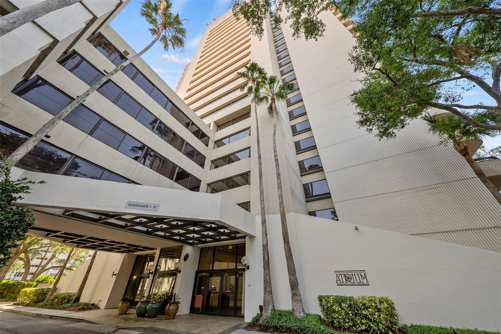 Condominium in TAMPA, FL - Daniel Dourado