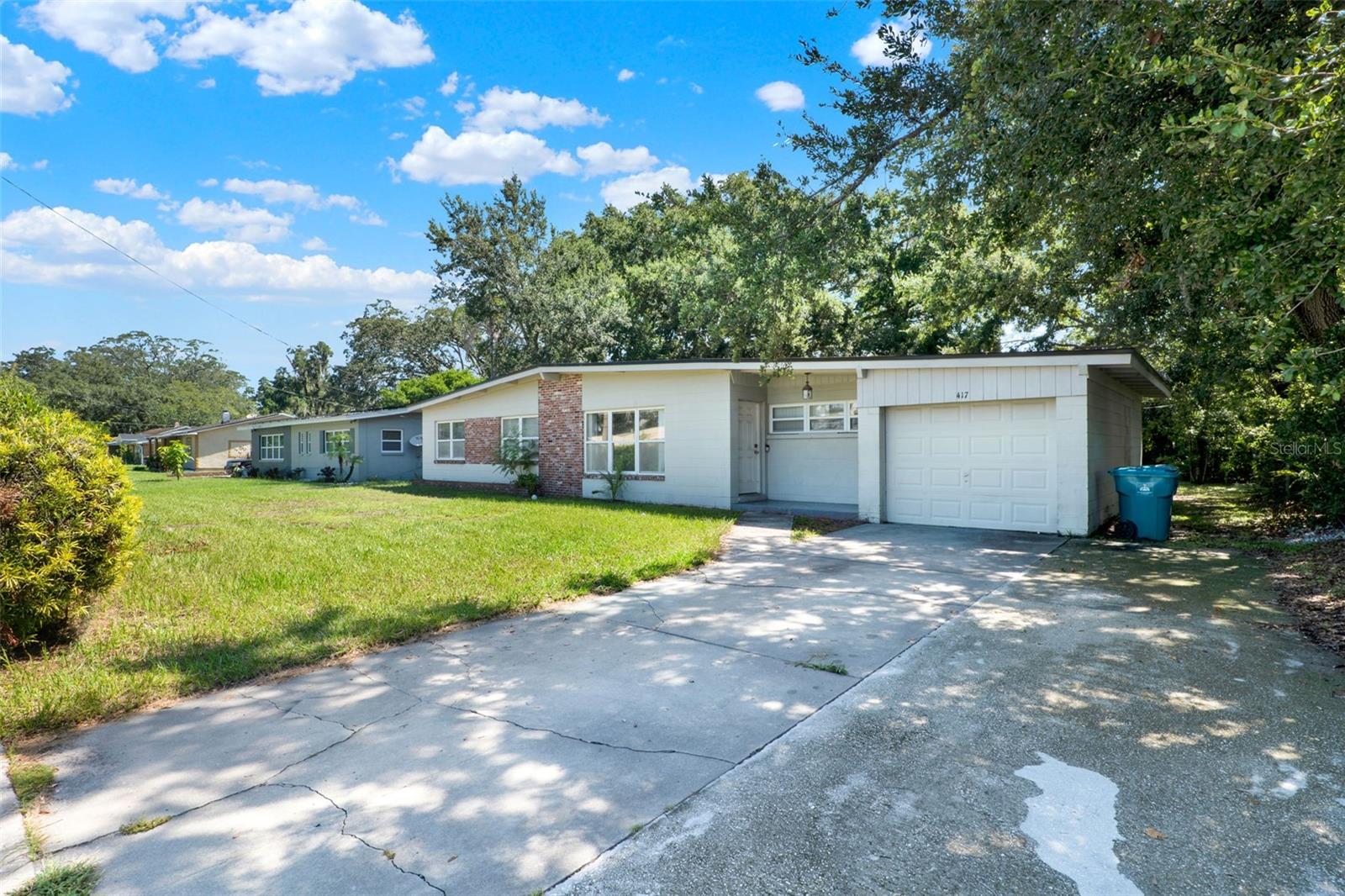 Single Family Residence in ORLANDO, FL - Daniel Dourado