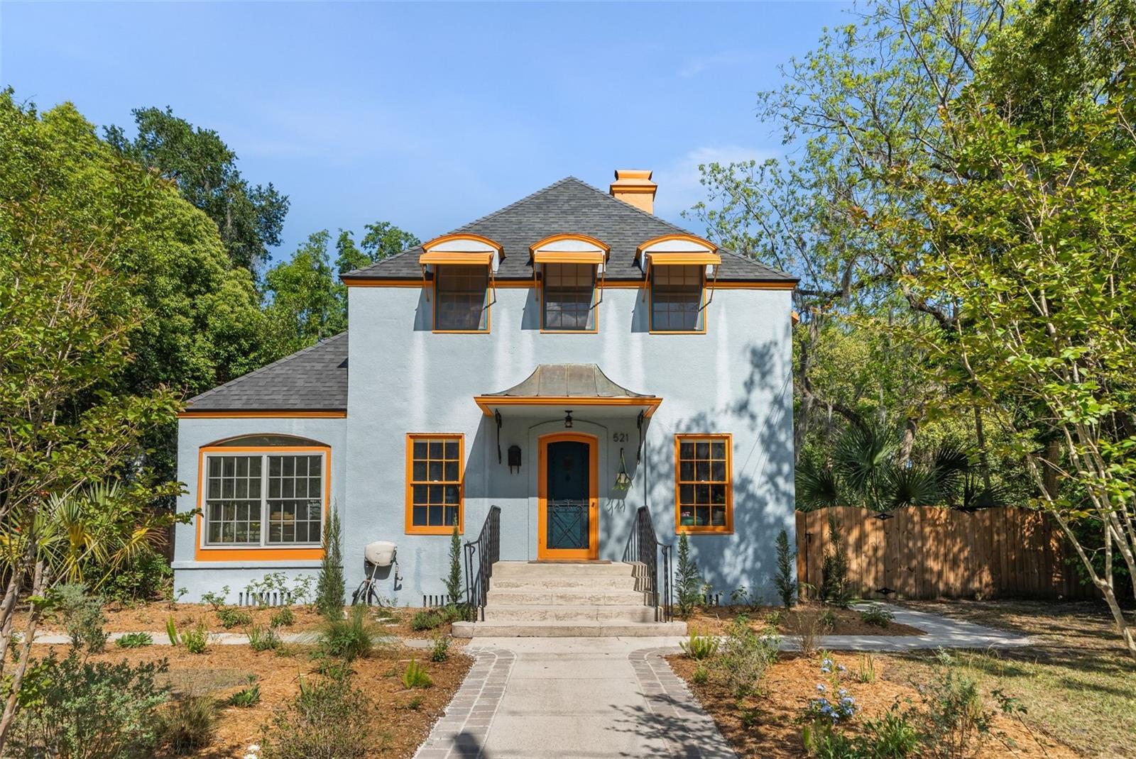 Single Family Residence in GAINESVILLE, FL - Daniel Dourado