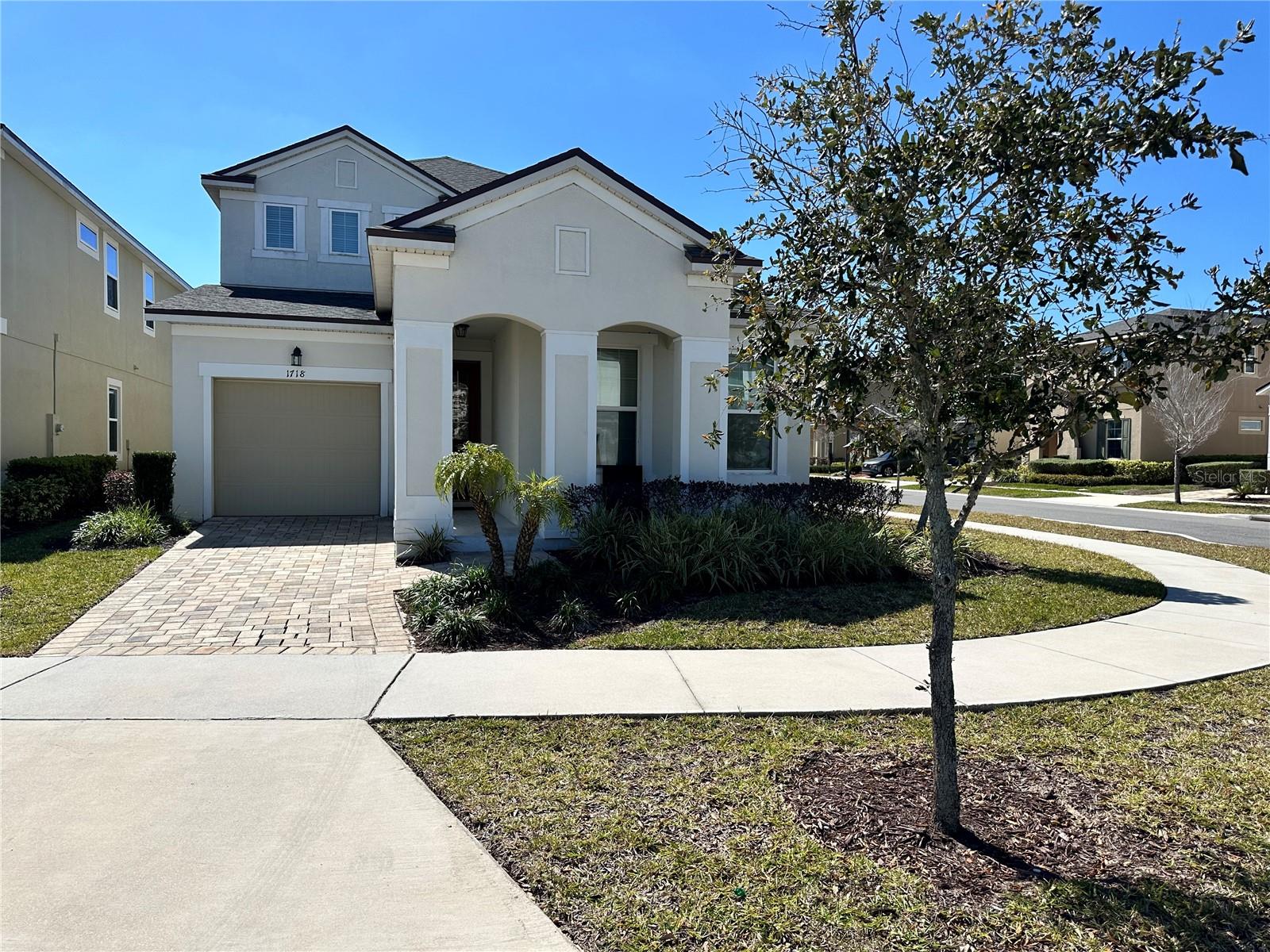 Single Family Residence in KISSIMMEE, FL - Daniel Dourado