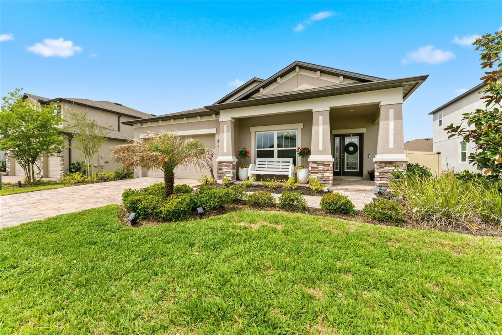 Single Family Residence em SPRING HILL, FL - Daniel Dourado