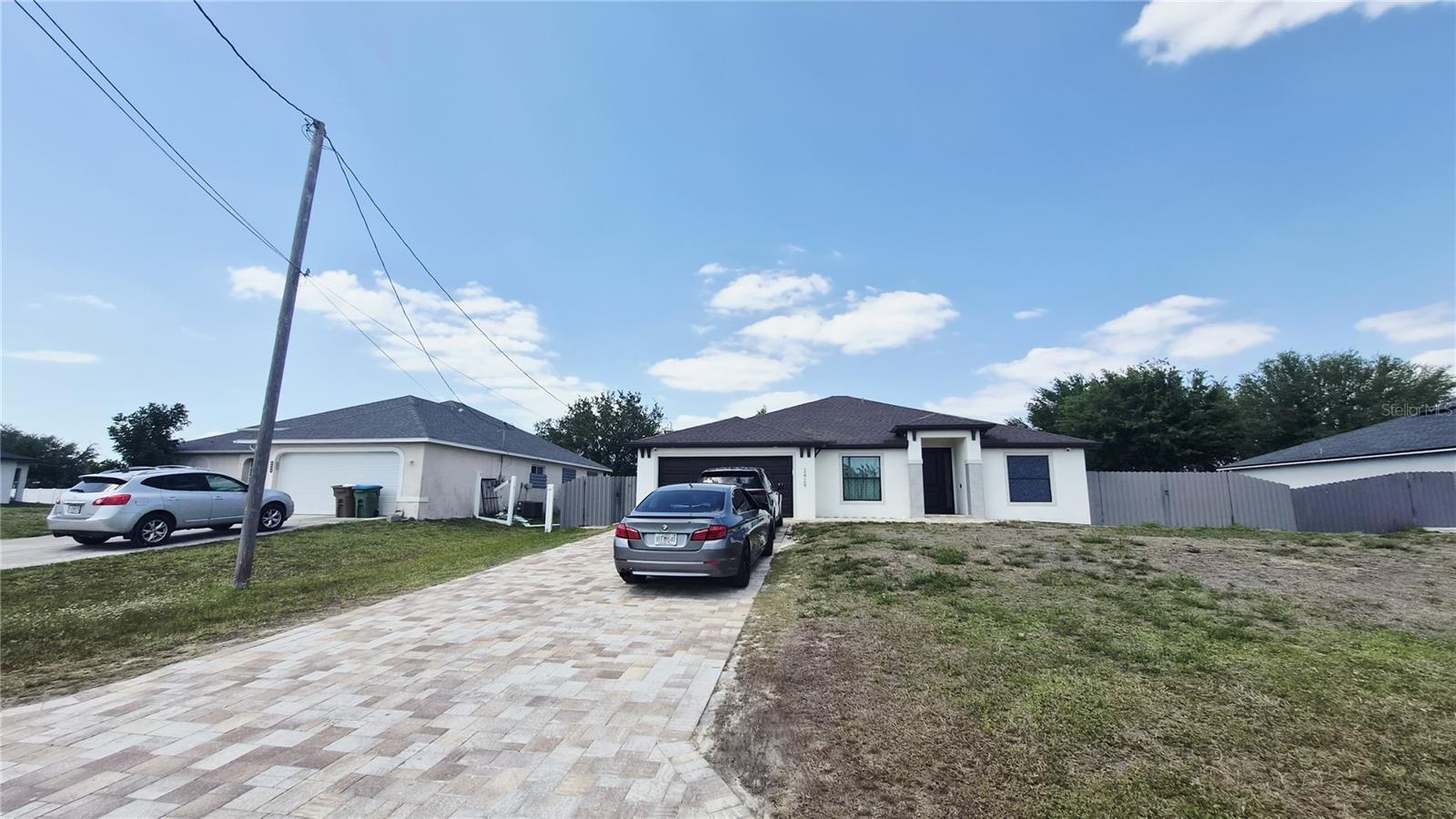 Single Family Residence em CAPE CORAL, FL - Daniel Dourado
