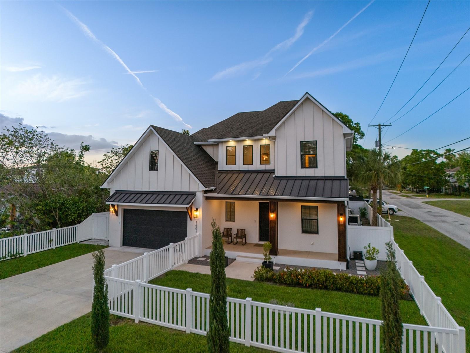 Single Family Residence in TAMPA, FL - Daniel Dourado