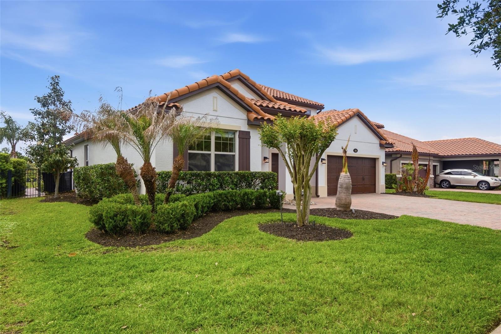 Single Family Residence in DEBARY, FL - Daniel Dourado