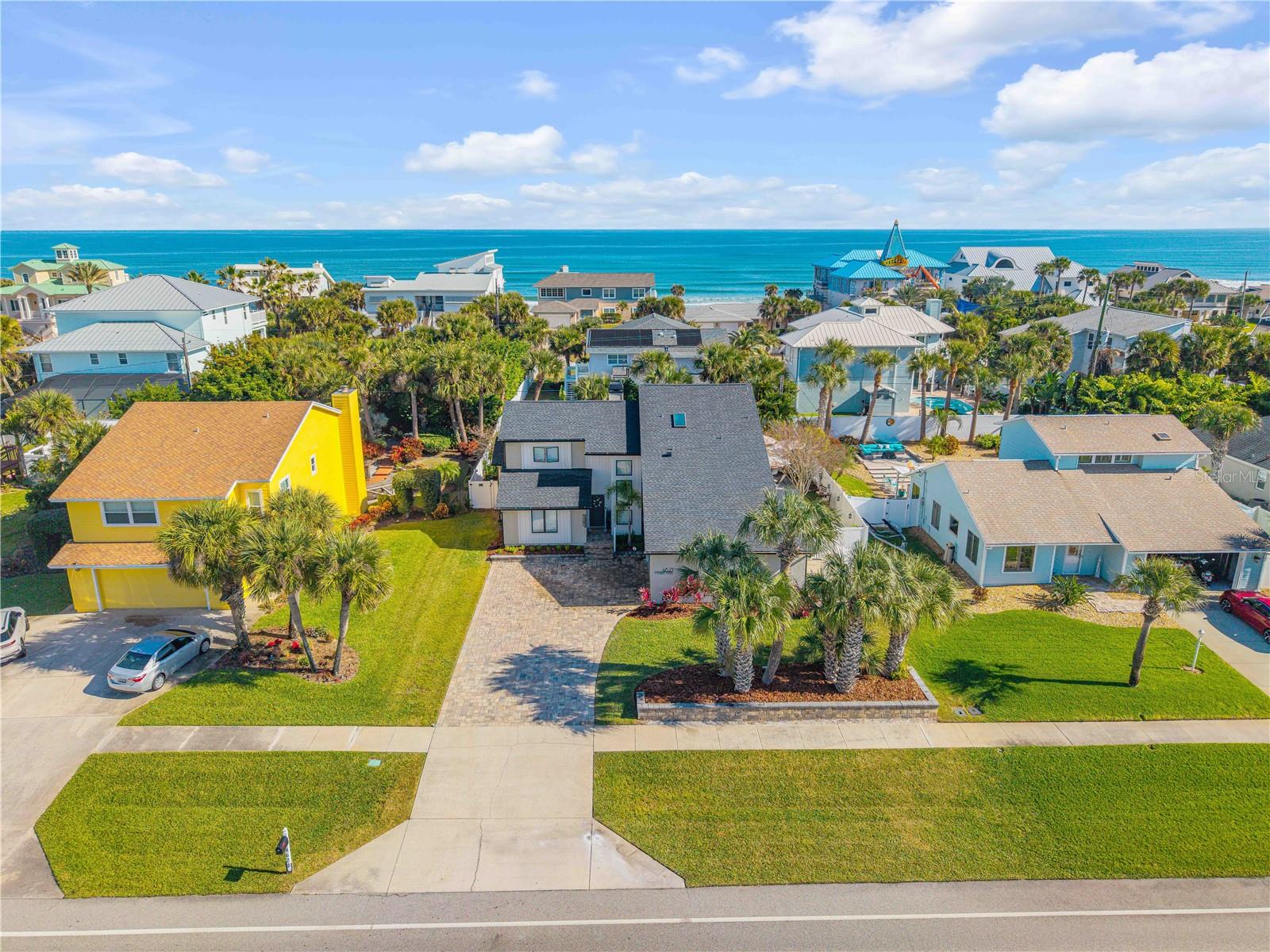 Single Family Residence in NEW SMYRNA BEACH, FL - Daniel Dourado
